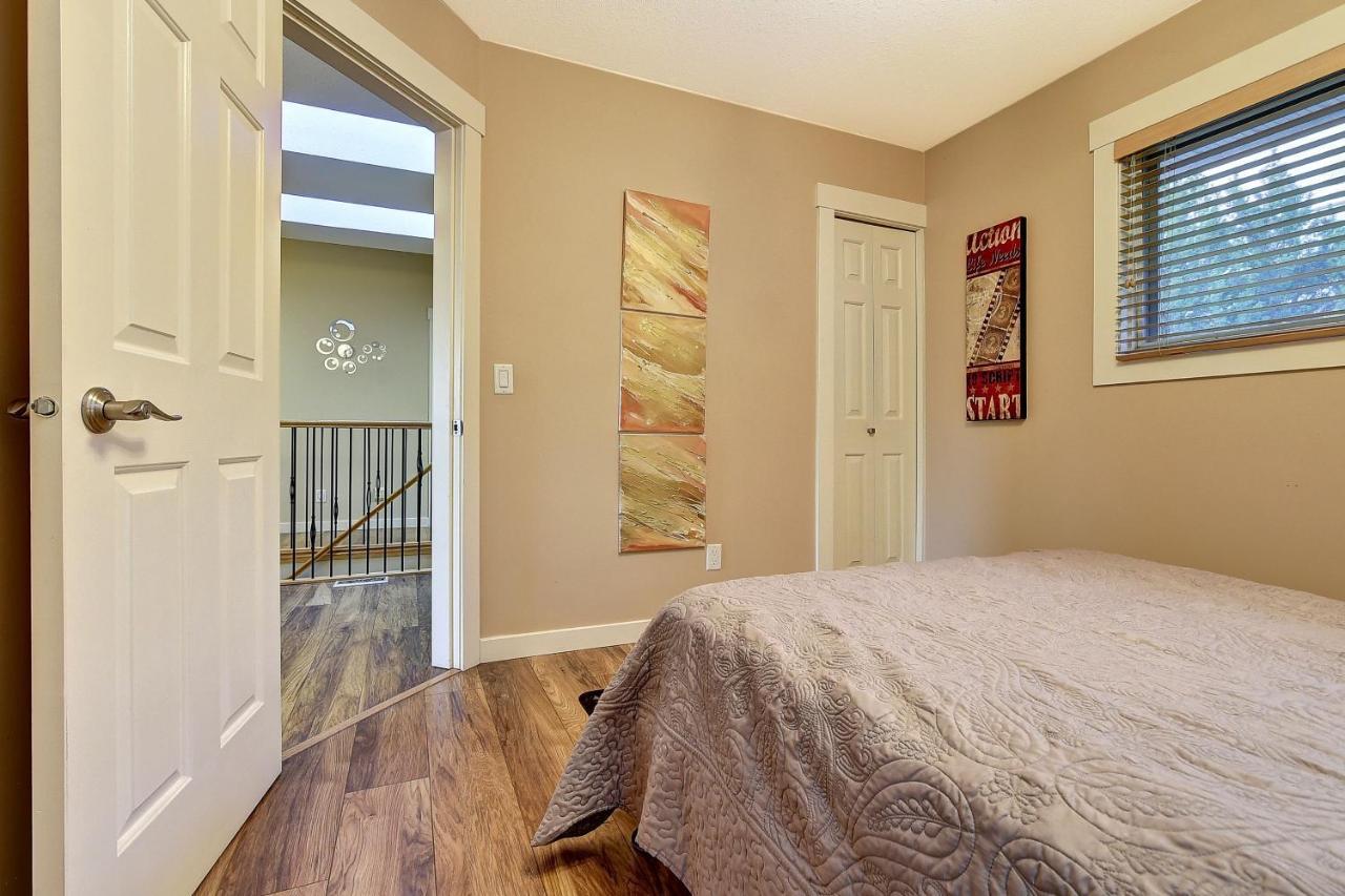 Rodee Homestay West Kelowna Bagian luar foto