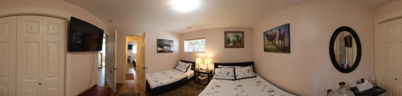 Rodee Homestay West Kelowna Bagian luar foto