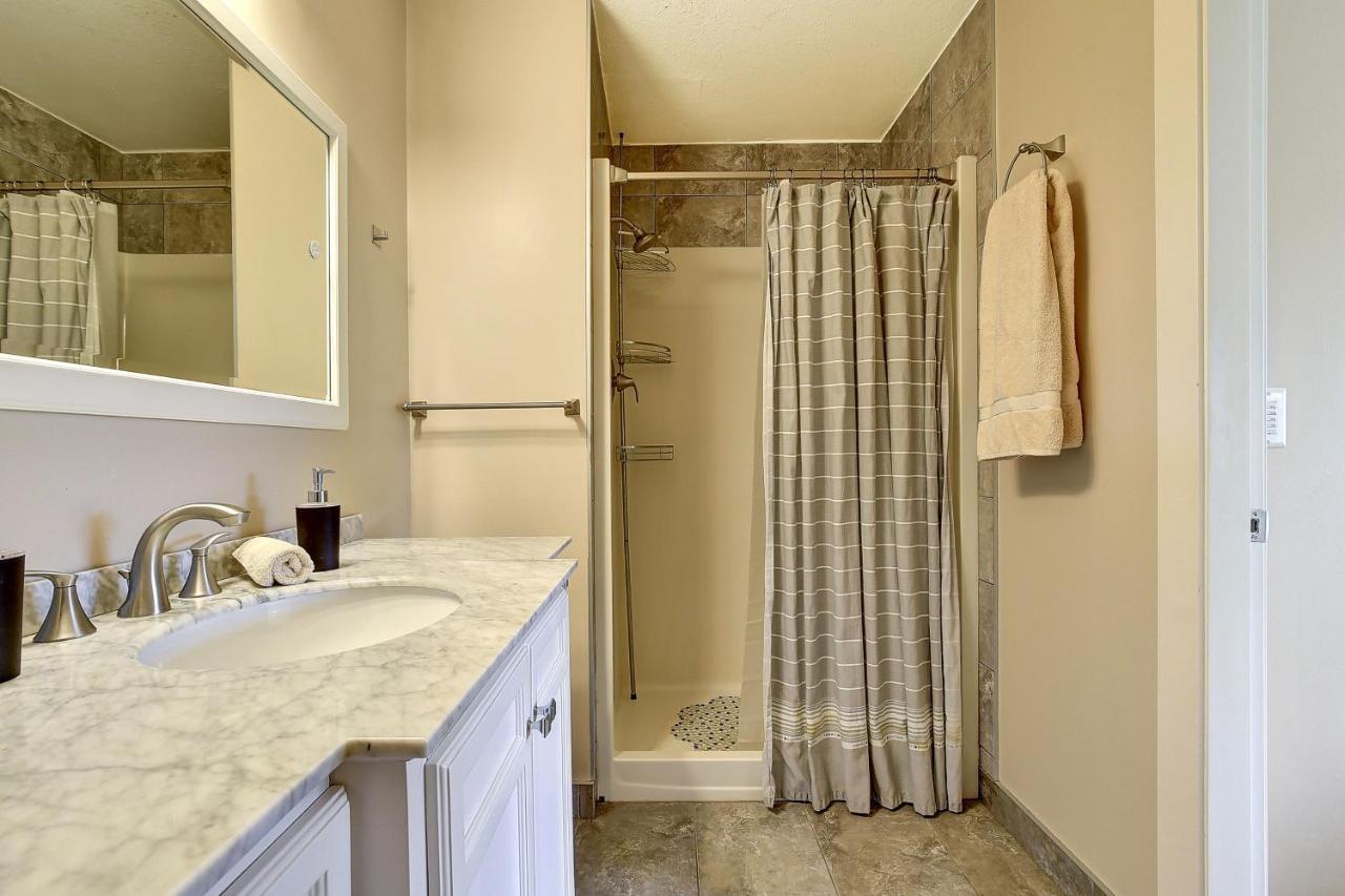 Rodee Homestay West Kelowna Bagian luar foto