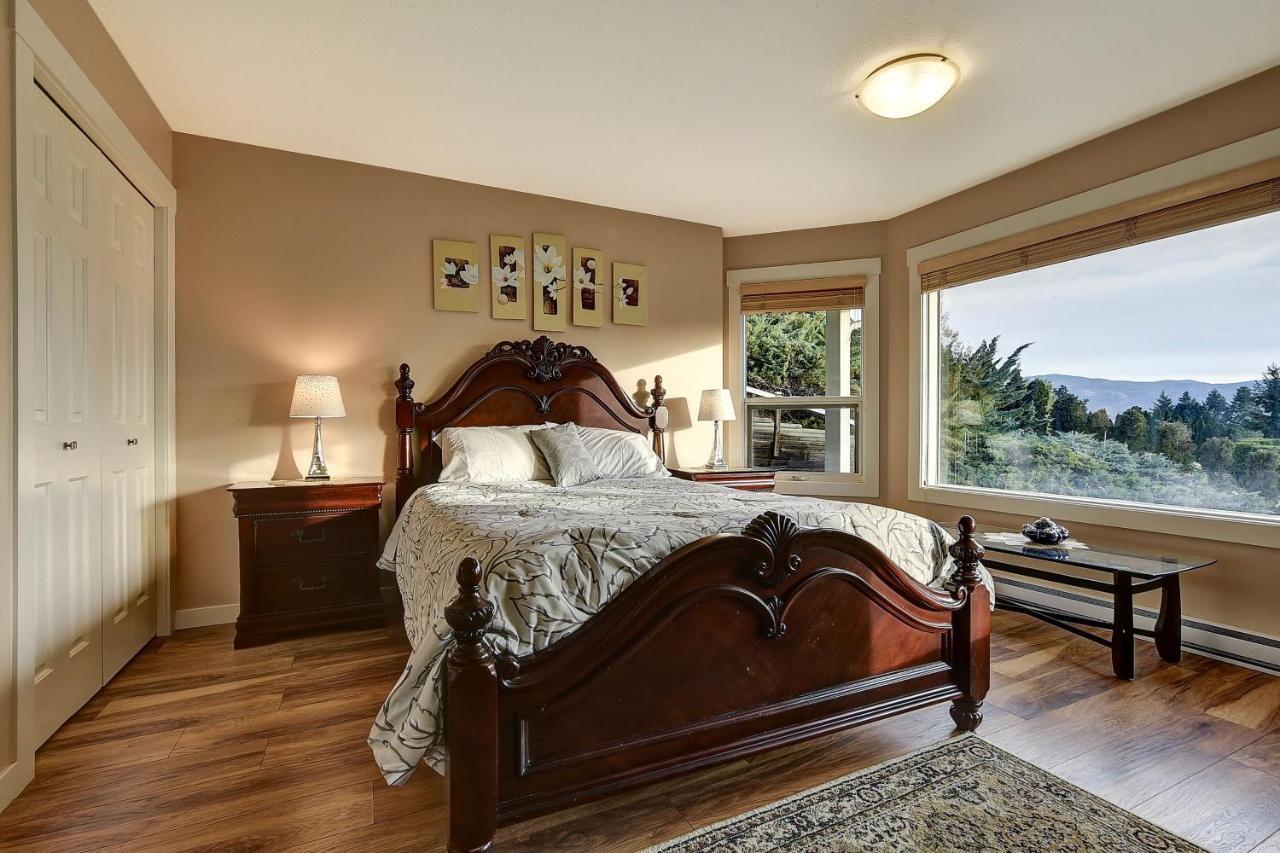 Rodee Homestay West Kelowna Bagian luar foto