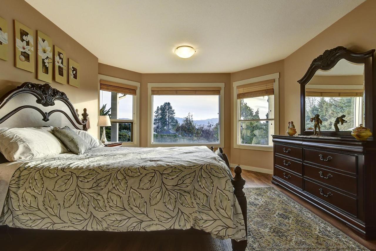 Rodee Homestay West Kelowna Bagian luar foto